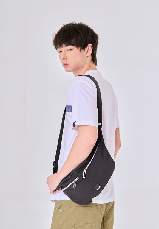 Mossimo Nicko Black Belt Bag