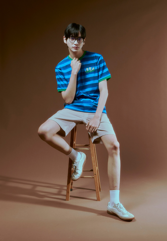 Mossimo Schnozy Blue Navy Round Neck Stripes Comfort Fit Tee Unisex