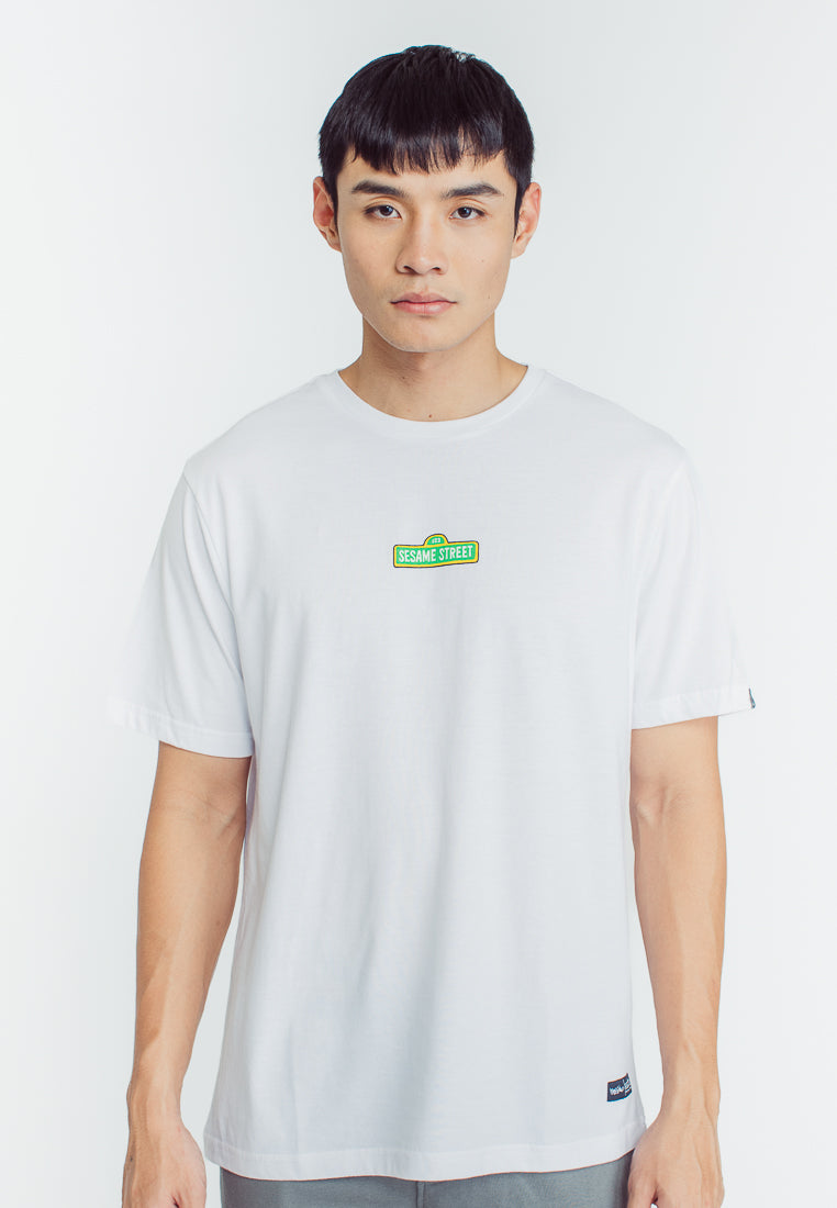 Mossimo White Sesame Street Printed Shirt with Back Print Modern Fit Tee