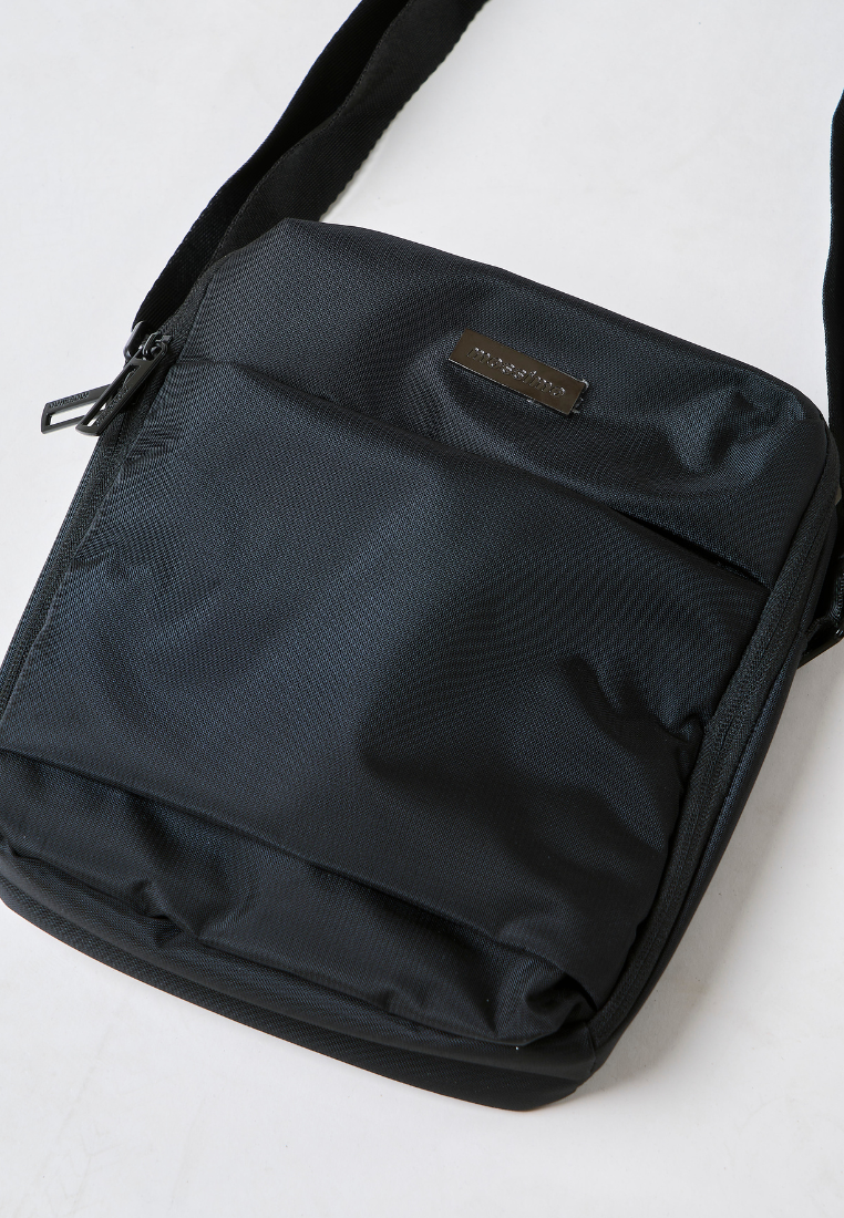 Mossimo Shan Black Sling Bag