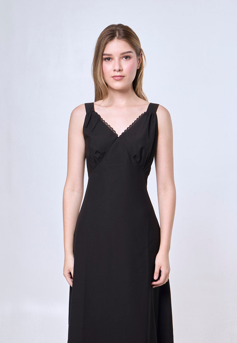 Mossimo Gemma Black Midi Madona Dress