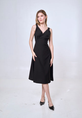 Mossimo Gemma Black Midi Madona Dress