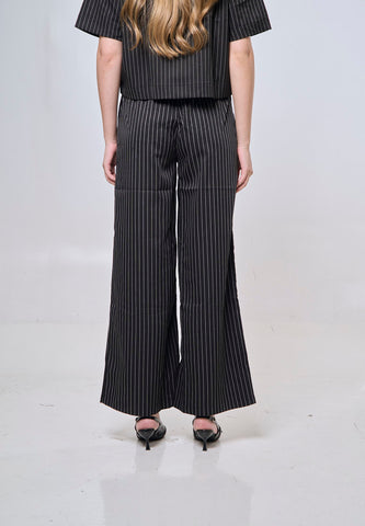 Mossimo Agatha Black Straight Loose Garterized Trouser