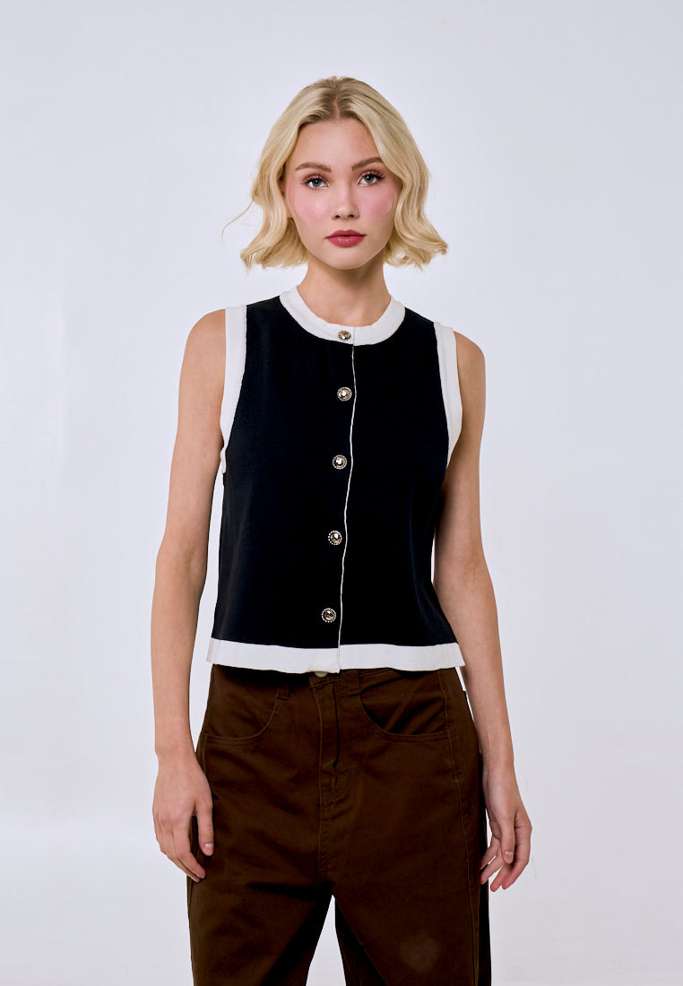 Mossimo Women's Black with Contrast Details Knitted Top