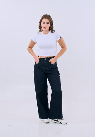 Mossimo Clara White Cropped Body Fitted Tee For Women