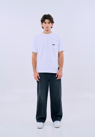 Mossimo Men's White  Basic Front Pocket Urban Fit Tee with Back Woven Label