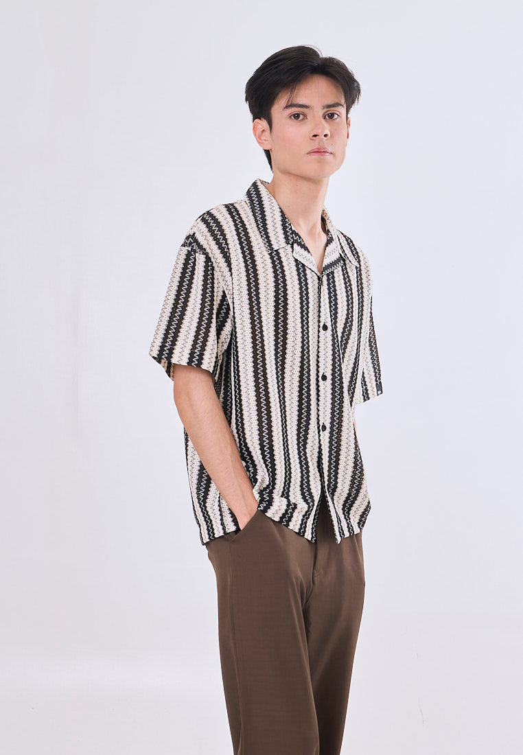 Mossimo Roger Black White Boxy Woven Short Sleeves
