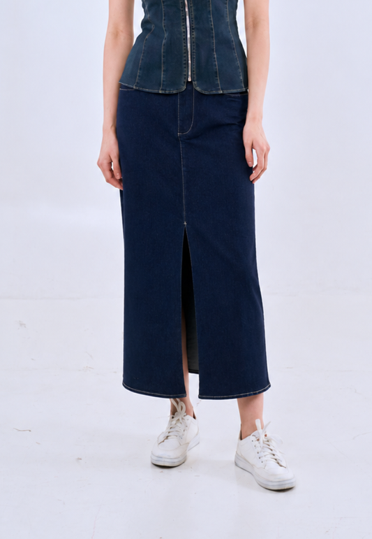 Mossimo Women's Dark Blue A-Line Denim Midi Skirt