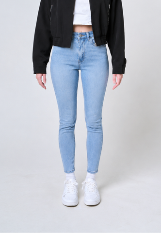 Mossimo Odette Light Blue Five Pocket Skinny Jeans