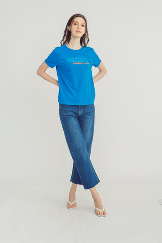 Daphne with Big Mossimo California Branding Classic Fit Tee - Mossimo PH