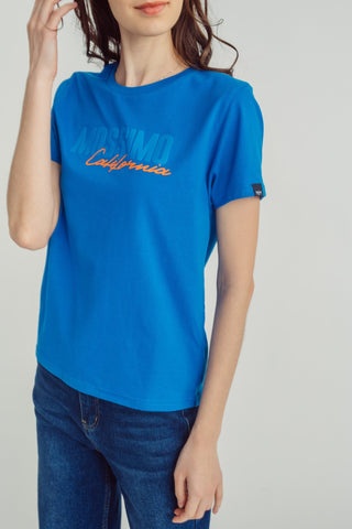 Daphne with Big Mossimo California Branding Classic Fit Tee - Mossimo PH