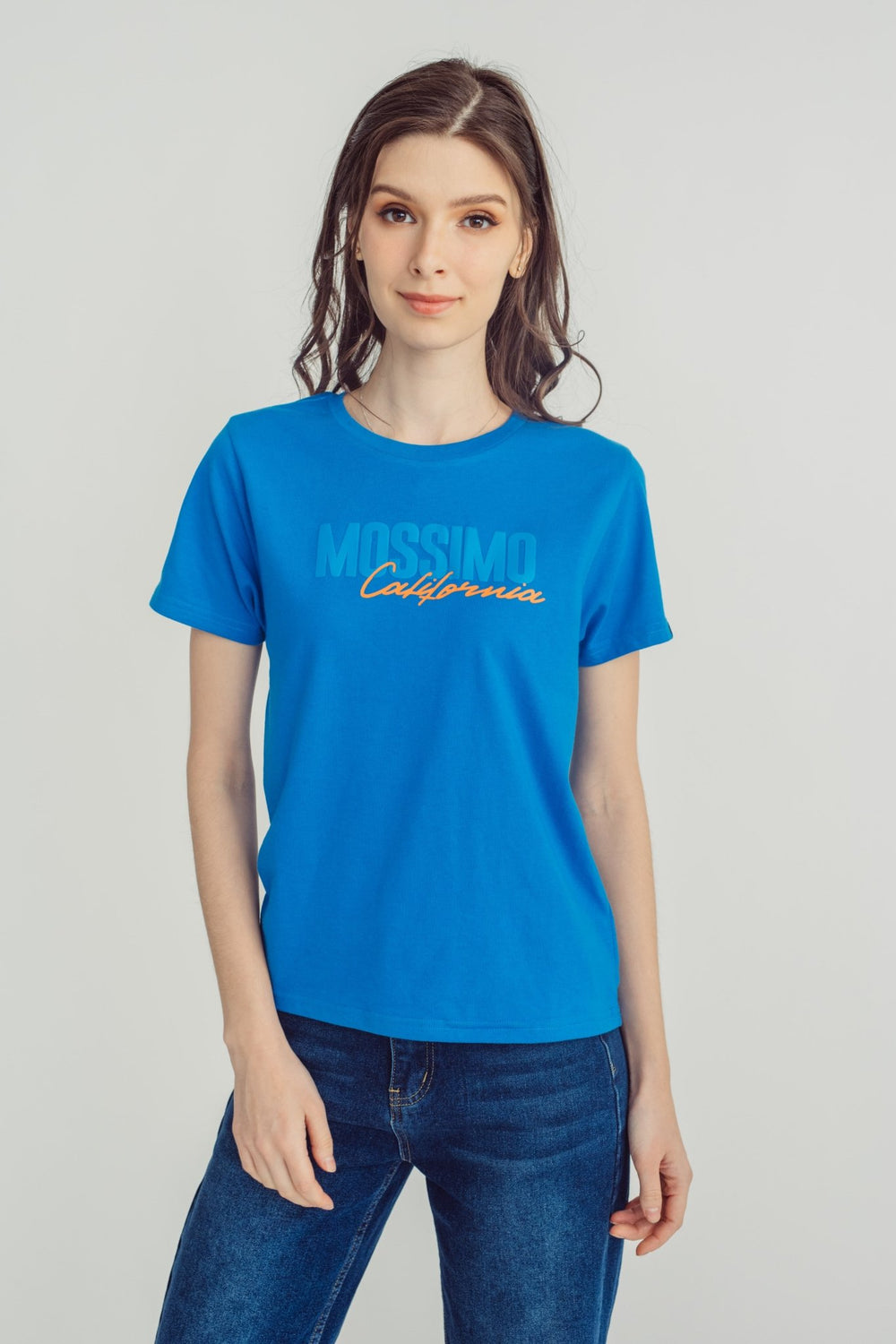 Daphne with Big Mossimo California Branding Classic Fit Tee - Mossimo PH