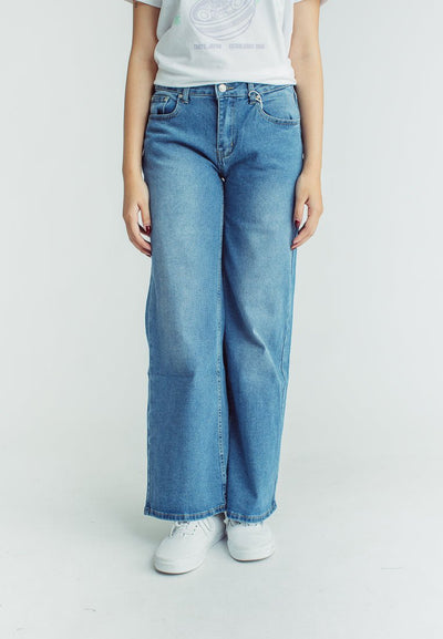Laila Medium Blue Most Wanted Basic Five Pocket Loose Low Rise Jeans - Mossimo PH