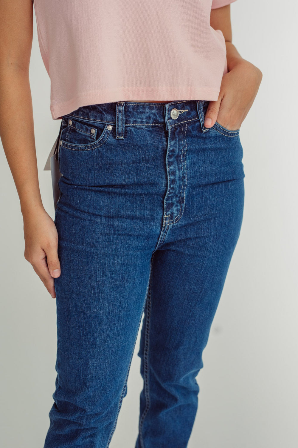 Medium Blue Womens Basic Five Pocket Straight High Jeans - Mossimo PH