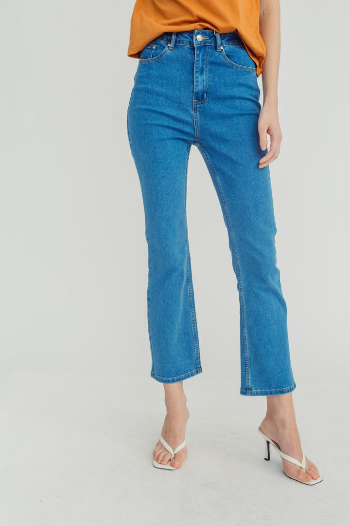 Medium Blue Women's Slim Flared High Five Pocket Jeans - Mossimo PH
