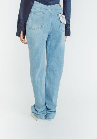 Mossimo Kryzzie Light Blue Five Pocket Staight High Jeans - Mossimo PH