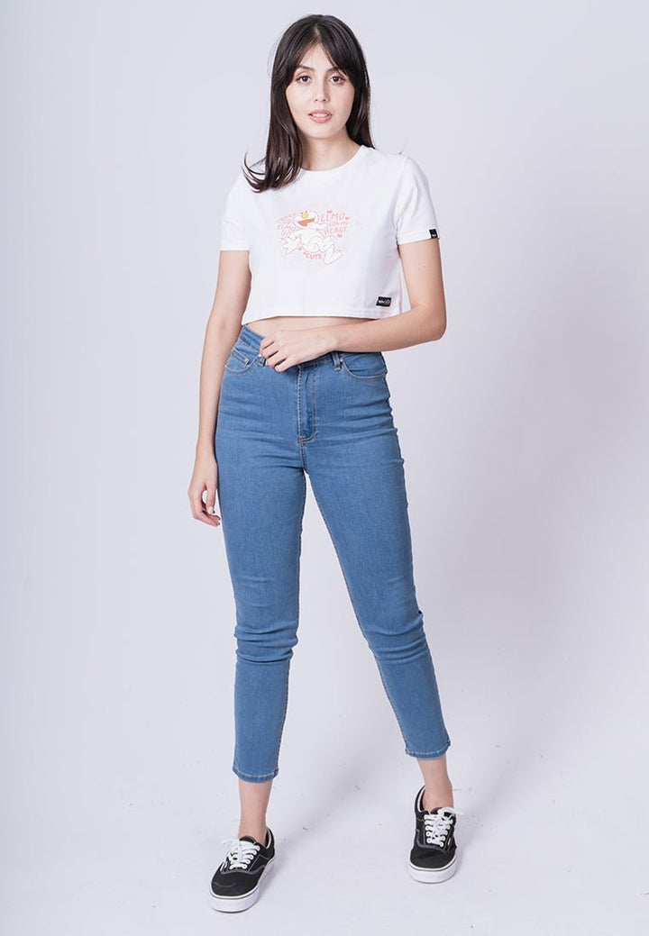 White Elmo with Patterned Heart Soft Touch and High Density Print Super Cropped Fit Tee - Mossimo PH