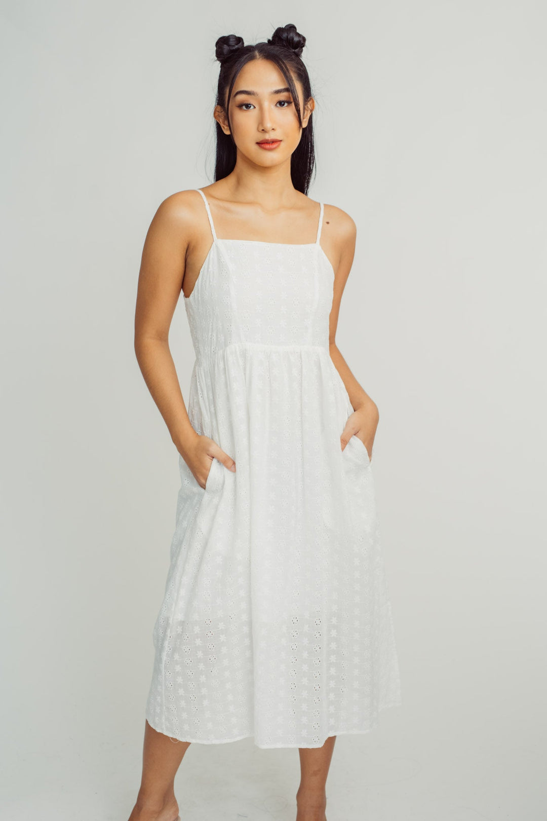 White Fashion Garthered Midi Jumper Dress Tailored Fit - Mossimo PH