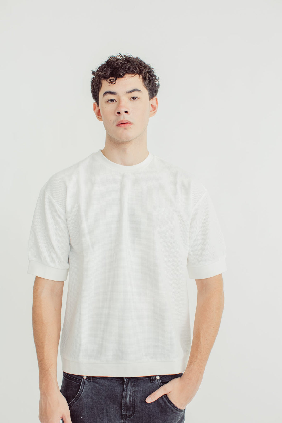 White Fashion Round Neck with Embroidery Urban Fit Tee - Mossimo PH